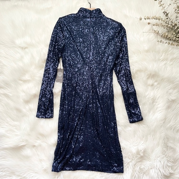 VINCE CAMUTO Long Sleeve Stand Neck Keyhole Sheath in Navy Blue Sequin Size 6 - Picture 8 of 14